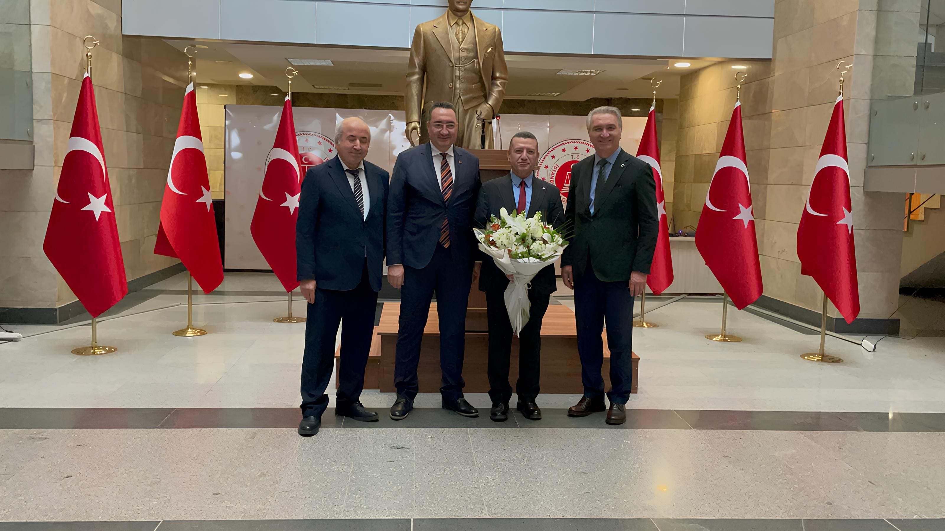 Av. Arb. Ahmet Ateş mesleki tören görseli